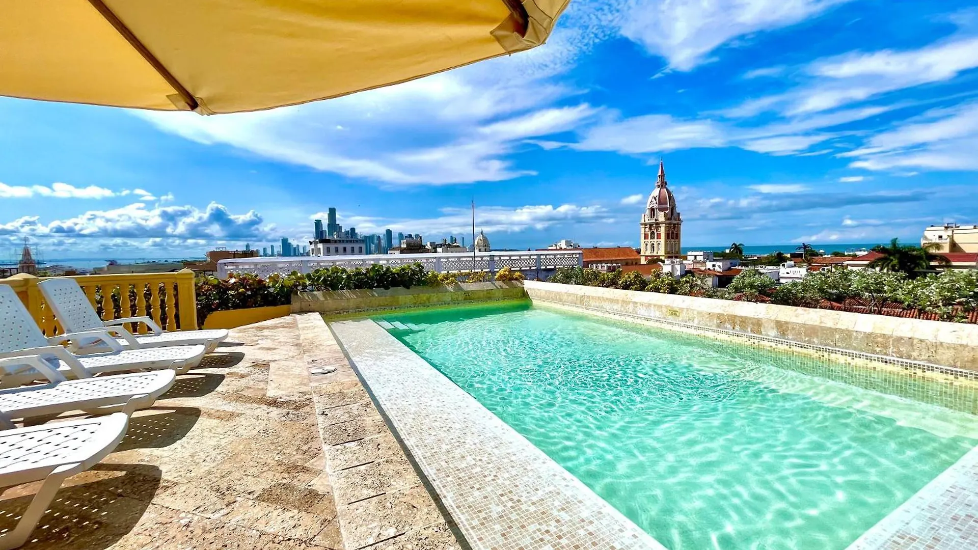 By Calamari Homes - El Porvenir 306 Walled City Cartagena  Kolumbien